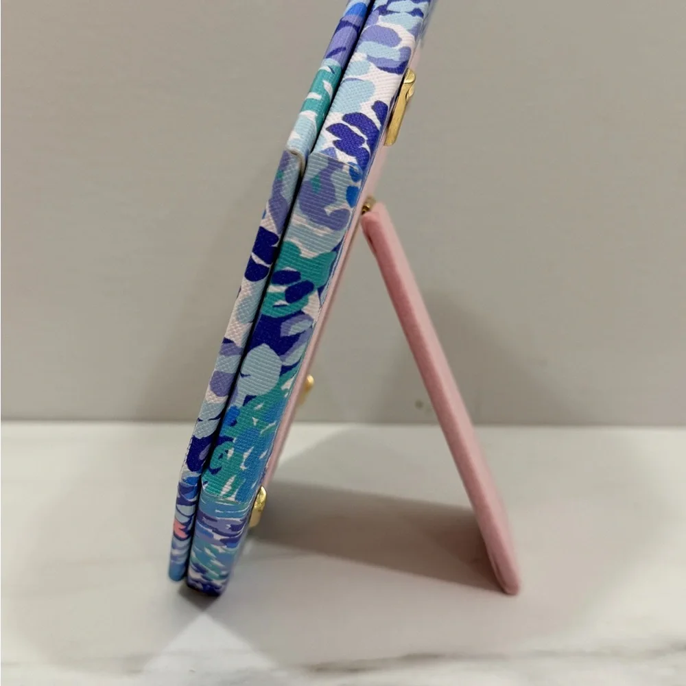 Lilly Pulitzer Octagon Photo Frame “Wave After Wave” 000428 7” Turquoise Oasis